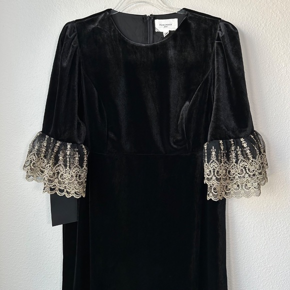 Tuckernuck Pomander Place size XXXL Lilith long dress black velvet gold lace NEW - Picture 3 of 14
